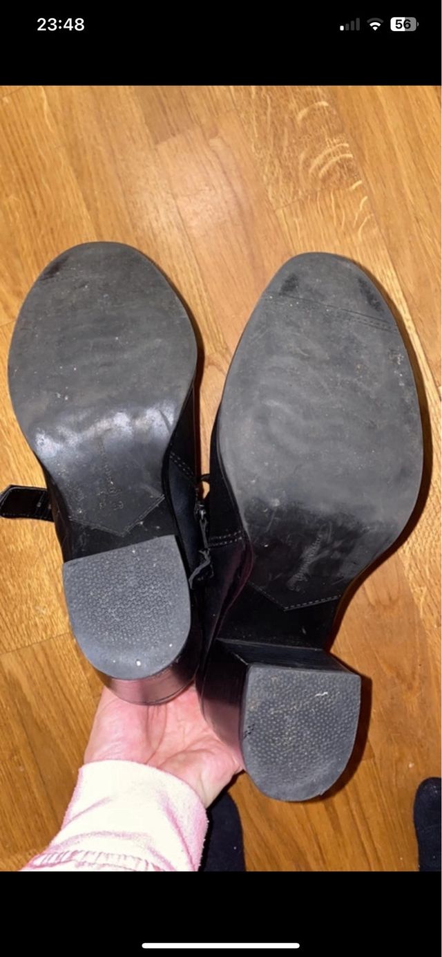 Botines negros Stradivarius