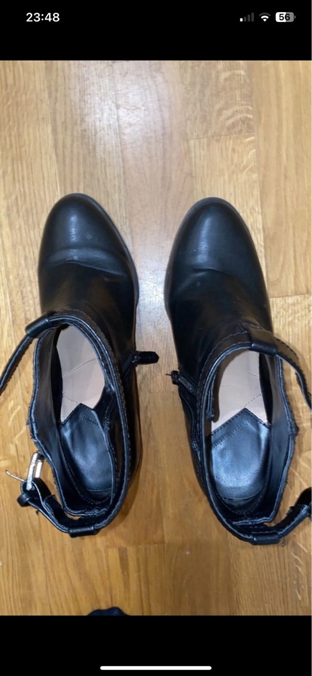 Botines negros Stradivarius