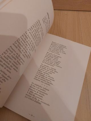 LIBRO - Con acento - Antología Poética - Conejero