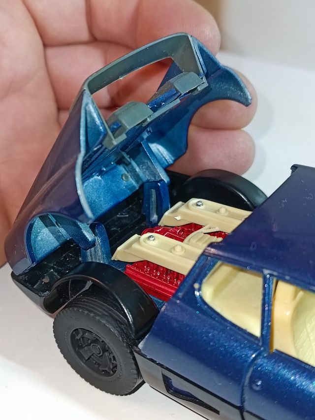 FERRARI 512 BB 1/24 BURAGO