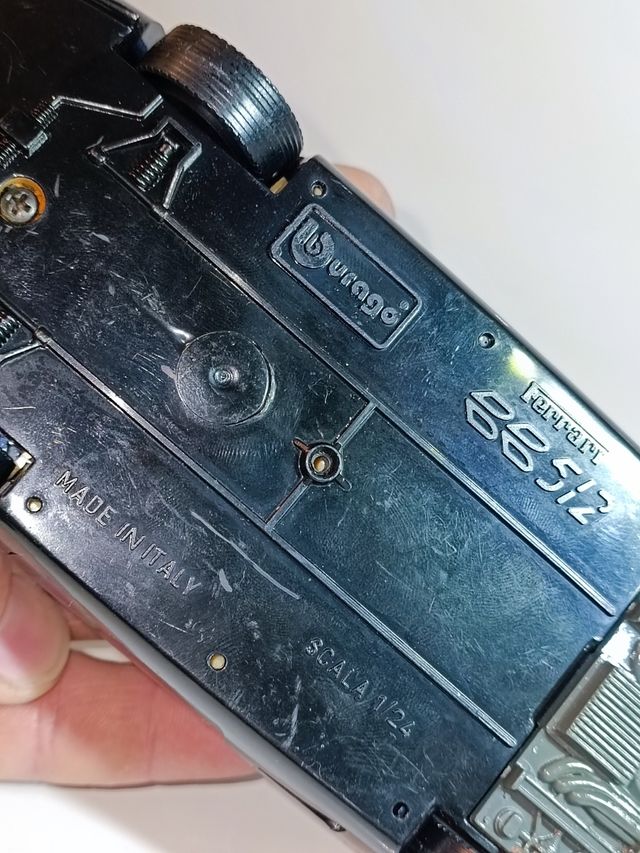 FERRARI 512 BB 1/24 BURAGO