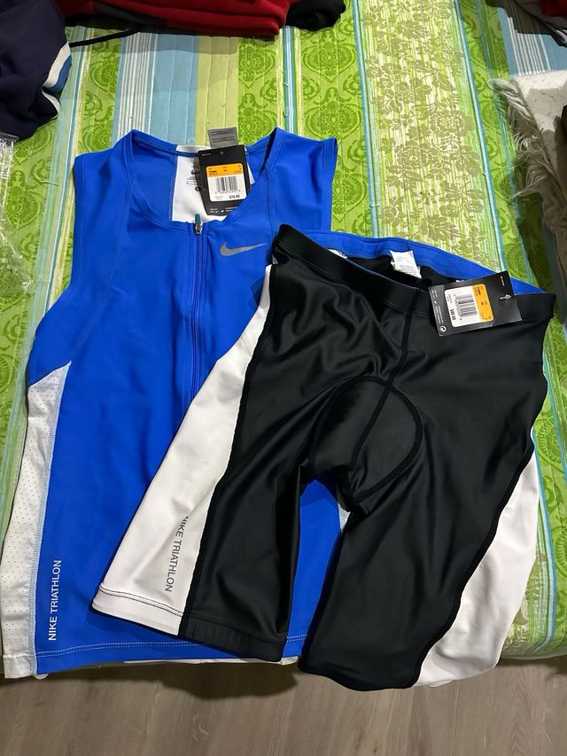 Conjunto NIKE TRIATLON NUEVO - USA