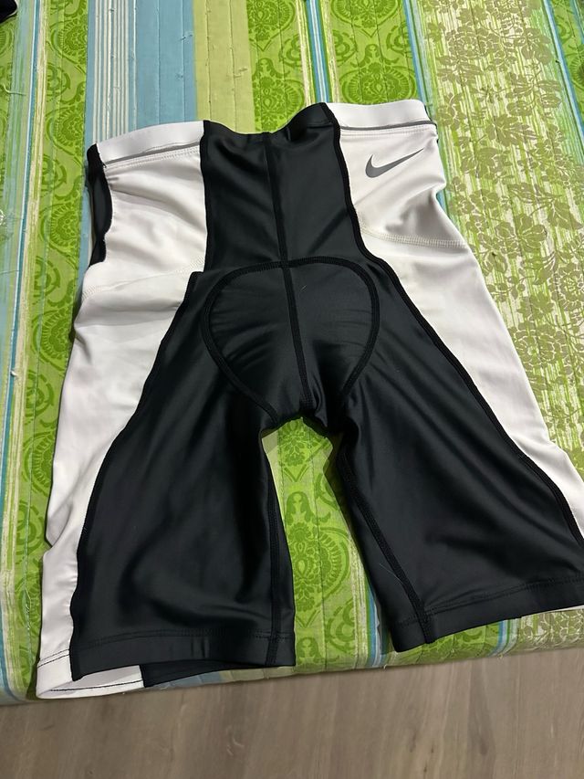 Conjunto NIKE TRIATLON NUEVO - USA