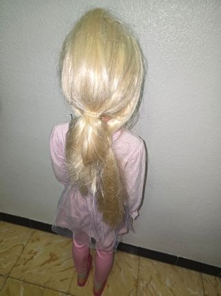 Muñeca rosaura crece pelo