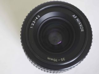 Objetivo Nikon AF NIKKOR 35-70mm f/3.3-4.5