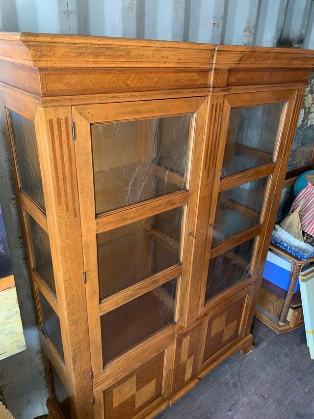 Mueble comedor madera