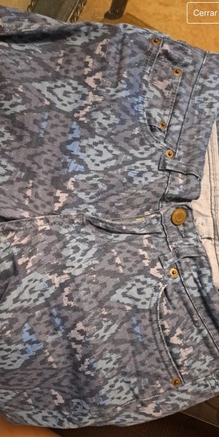 Vaquero H&M motivos azules