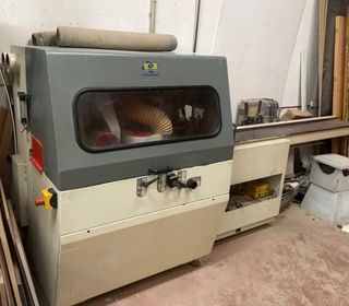 Cuatro cantos carpintería