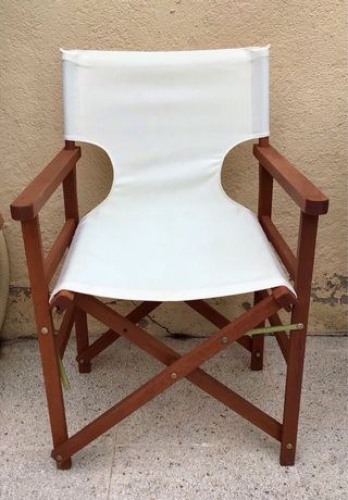 Silla de madera para exterior