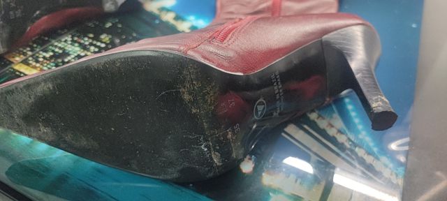 Botas de tacón fino