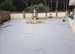 Jardinero económico césped artificial