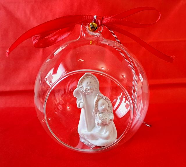Palla in vetro natalizia con natività