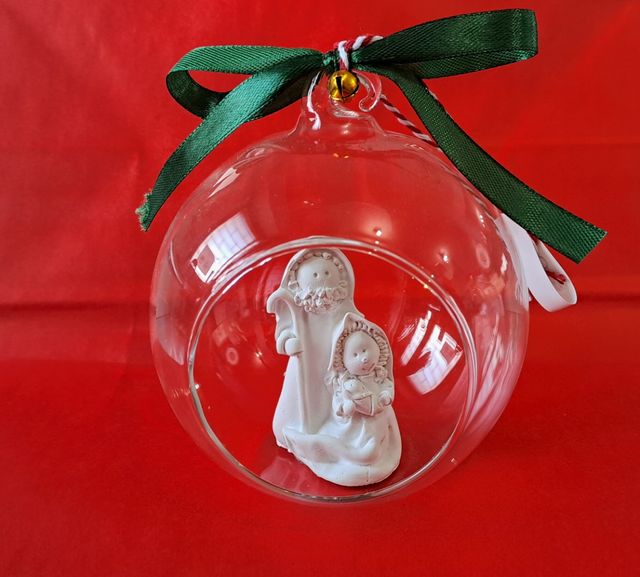 Palla in vetro natalizia con natività