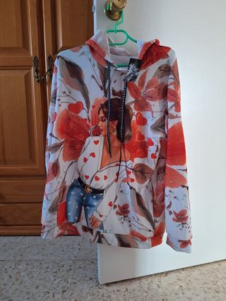 Sudadera si estrenar 