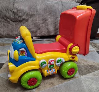 Camión Correpasillos y andador.  bebe