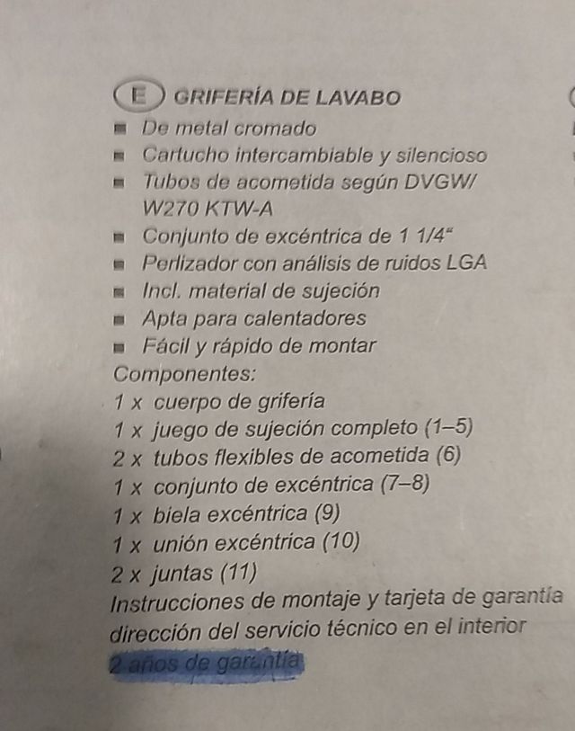 Grifo lavabo y tapón desagüe