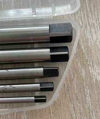 Conjunto extractores de tornillos macho WURTH