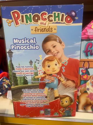 Pinocchio peluche con melodie 