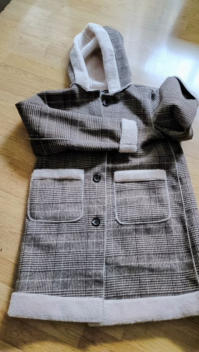 Abrigo doble faz tipo trenca 