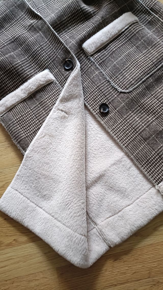 Abrigo doble faz tipo trenca 