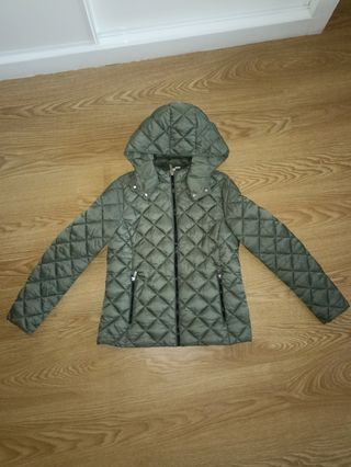 Cazadora verde Mango