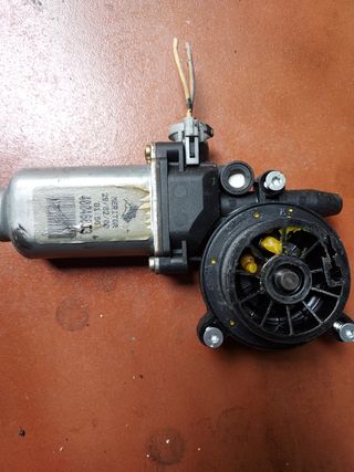 Motor elevalunas derecho scenic I