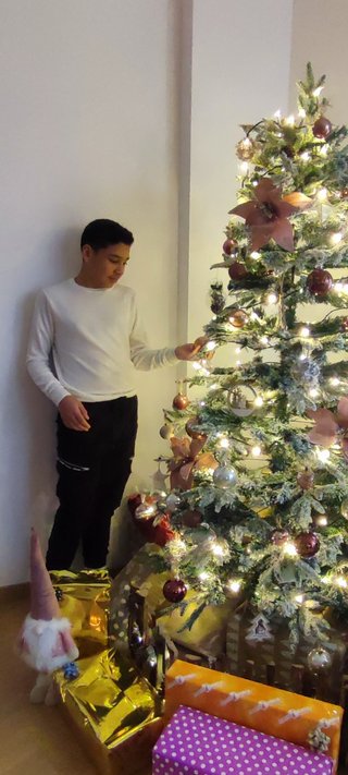 ARBOL DE NAVIDAD ARTIFICIAL CON NIEVE