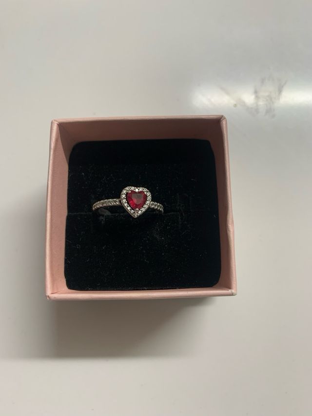 anillo pandora corazon talla 52