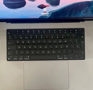 MacBook Pro 16" M2 PRO