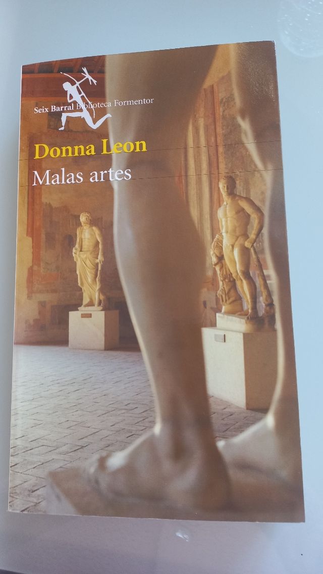 Libro. MALAS ARTES