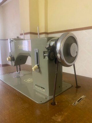 Máquina de coser Wertheim