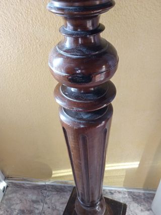 Pedestal antiguo