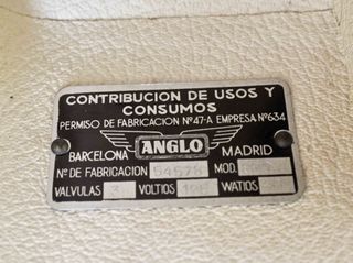 Tocadiscos de válvulas ANGLO