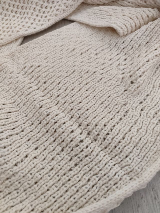 Cuello de Antonio Miro