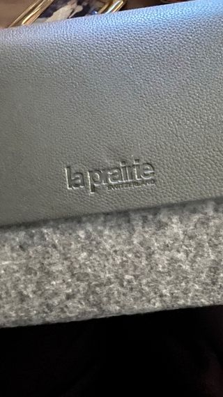 Bolso de mano o estuche maquillaje LA PRAIRIE