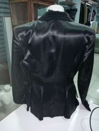 Giacca da donna marca Moschino taglia 44