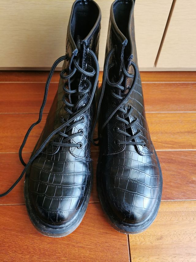 Anfibio donna nero n. 41