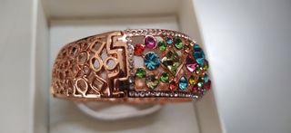 Brazalete chapado oro cristales colores