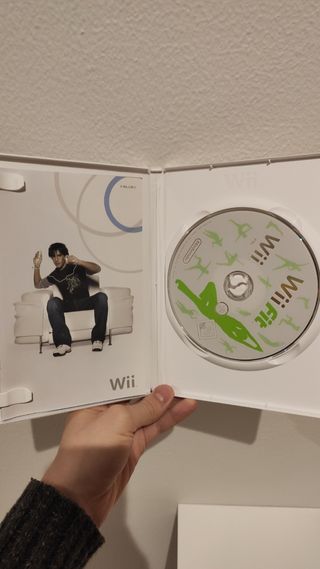 Wii Balance Board + Fundas + Wii Fit
