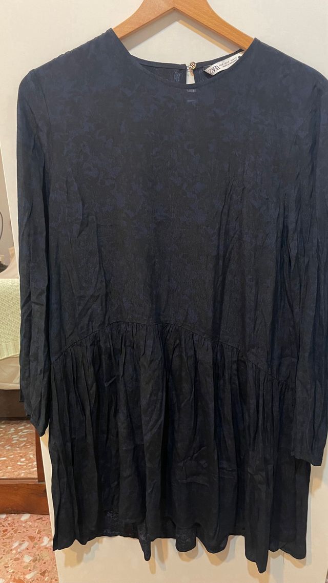 Vestido azul y negro