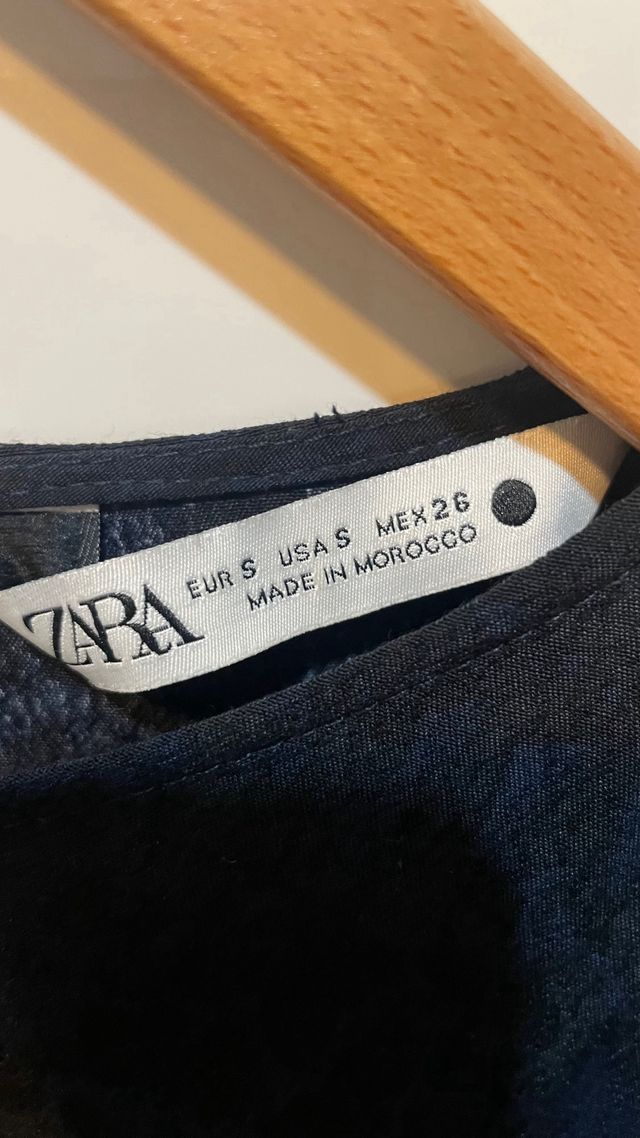 Vestido azul y negro