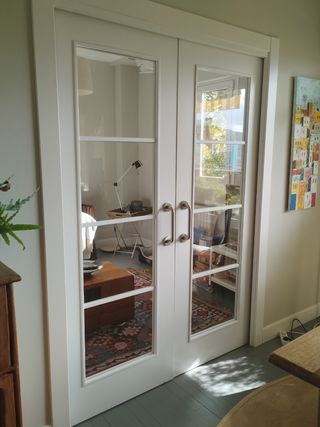 Puertas correderas madera y vidrio