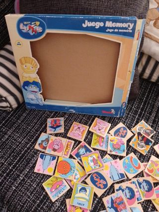 Juego de memoria.Los Lunnis.Madera