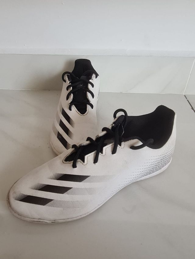 Botas de futbol Adidas. NEGOCIABLES