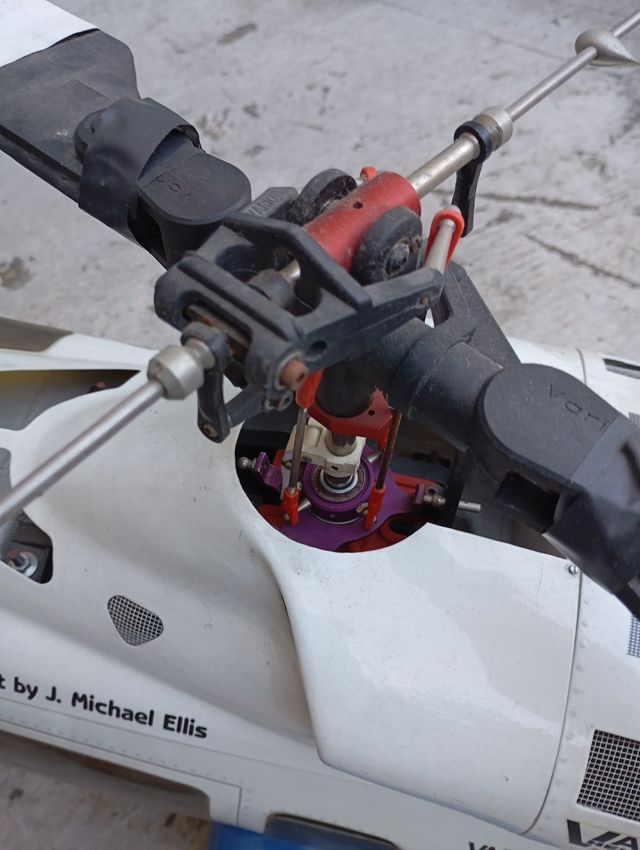 HELICOPTERO RC   VARIO