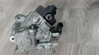 Bomba inyectora Audi 03L130755AC