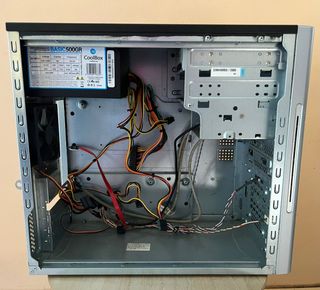 CAJA TORRE BEEP FUENTE ALIMENTACIÓN COOLBOX 300W