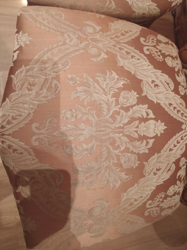 2 Sillas Isabelinas muy buen estado