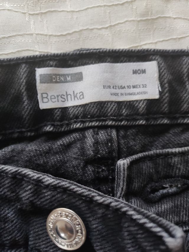 Pantalón vaquero Bershka