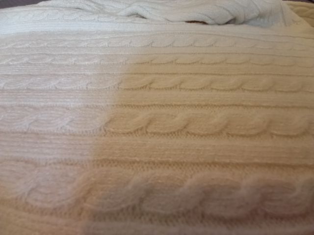 Jersey de ochos talla S. Color blanco.